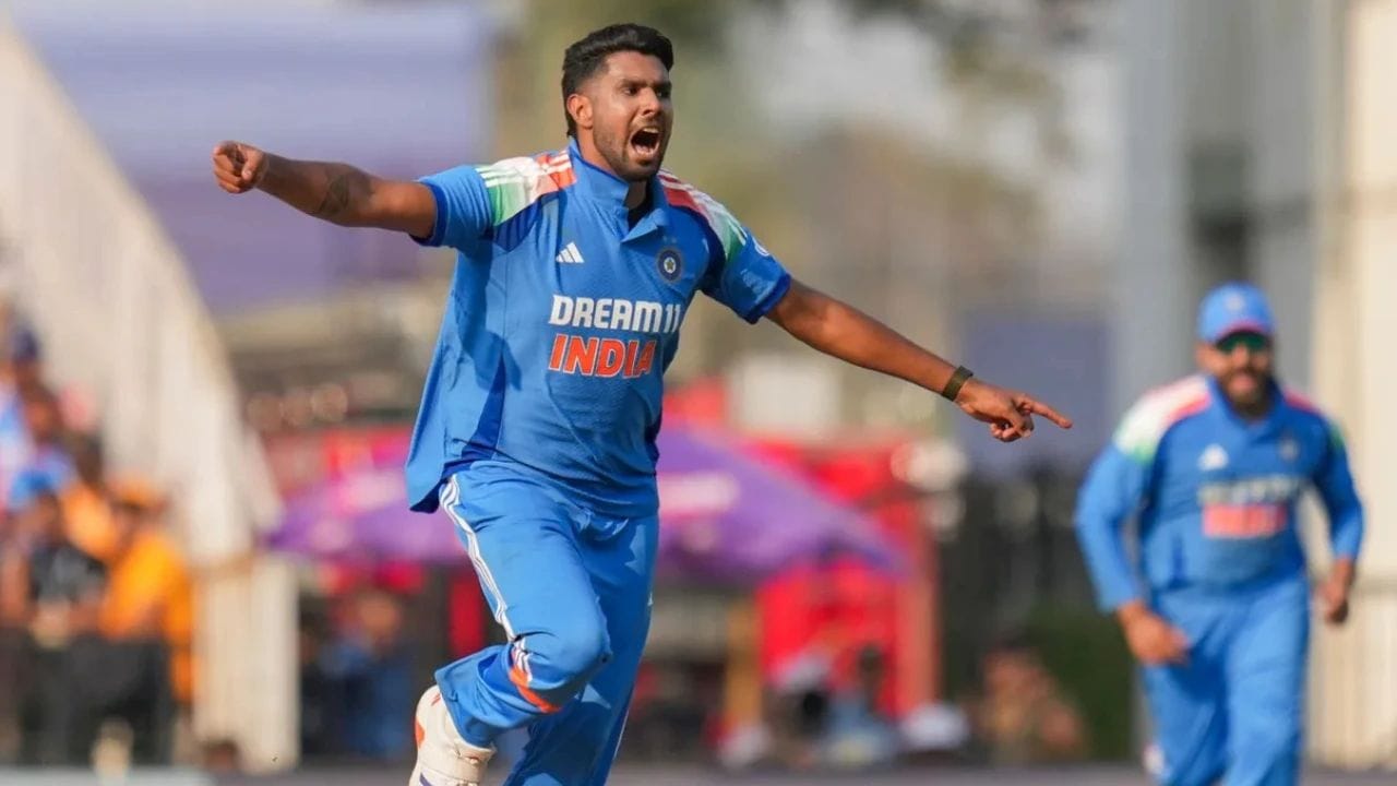 IND vs SA: గంభీర్ ప్రియ శిష్యుడిపై ఐసీసీ సీరియస్.. తొలి వన్డేలో ఆ సైగలపై కీలక చర్య..