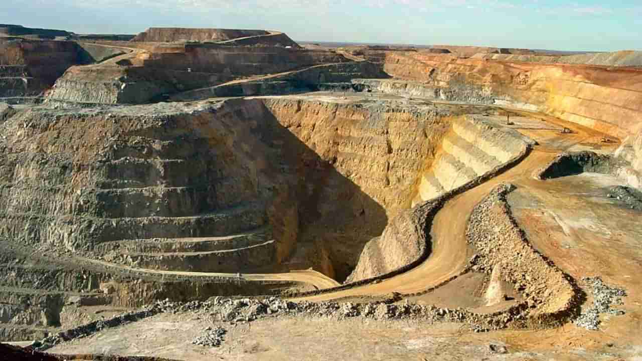 Gold Mine: భారత్లో బయటపడ్డ పెద్ద బంగారు గని! ప్రభుత్వం ఏం చేయబోతుందంటే..