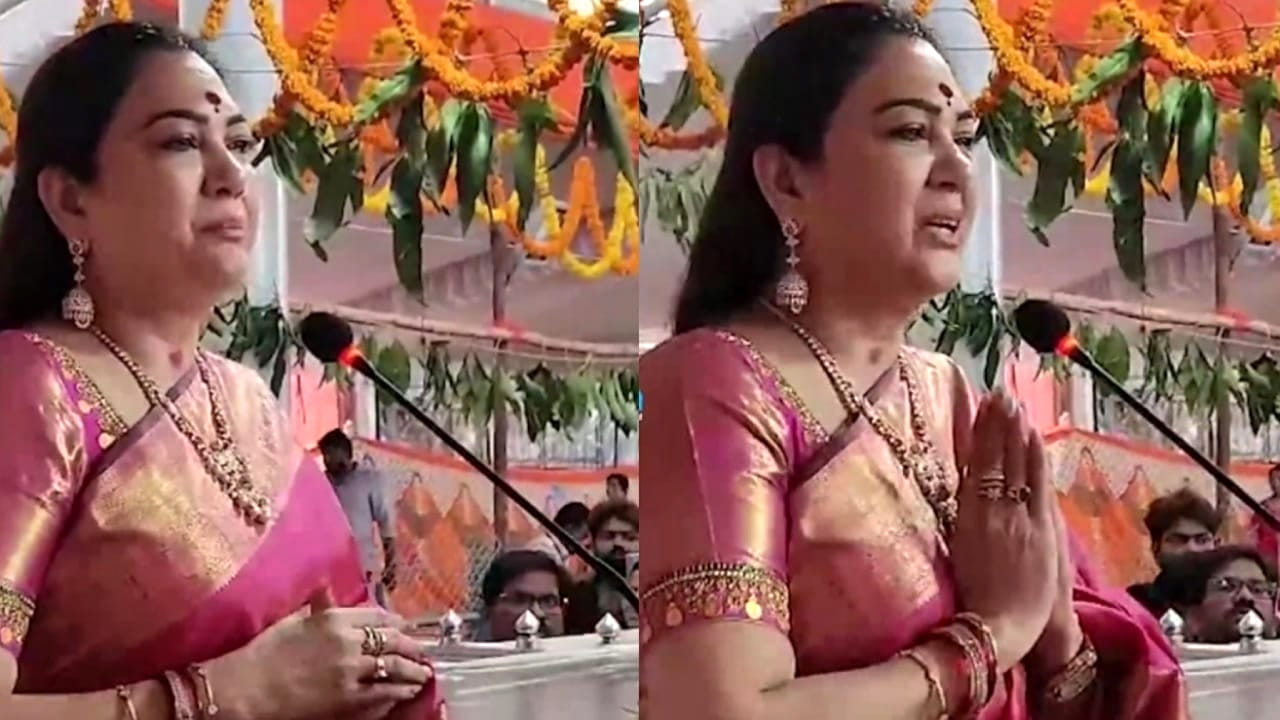 నేను ఏతప్పూ చేయలేదు.. దుర్గమ్మే కాపాడింది.. కన్నీళ్లు పెట్టుకున్న హేమ