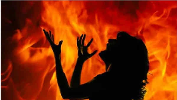 ప్రియురాలి మోజులో ఘాతుకం.. రెండో భార్యపై పెట్రోల్ పోసి నిప్పుపెట్టిన భర్త..కట్చేస్తే..