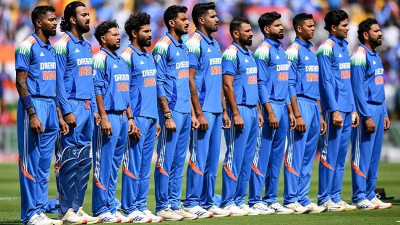 IND vs AUS : తొలి వన్డేలో భారత్ ప్లేయింగ్ ఎలెవన్ ఇదే.. రోహిత్-కోహ్లీ ఎంట్రీ.. వీళ్లు బెంచ్‌కే పరిమితం – Telugu News | IND vs AUS 1st ODI Indias Probable Playing 11 Decided Rohit Kohli Return Confirmed