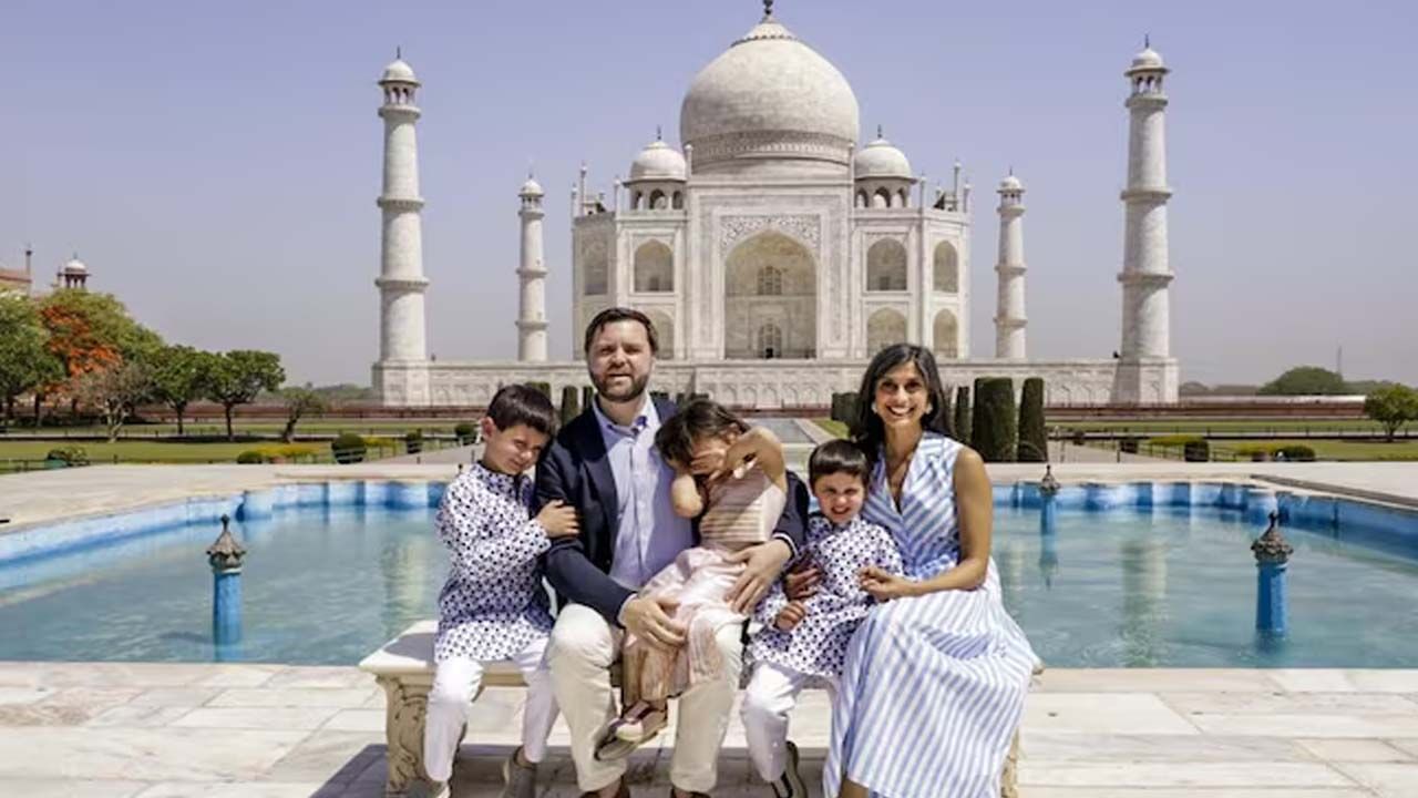 జేడీ వాన్స్ ఫ్యామిలీలో కన్‌వర్షన్ చిచ్చు.. మతం మార్చుకునేలా వాన్స్ భార్య ఉషపై ఒత్తిడి!