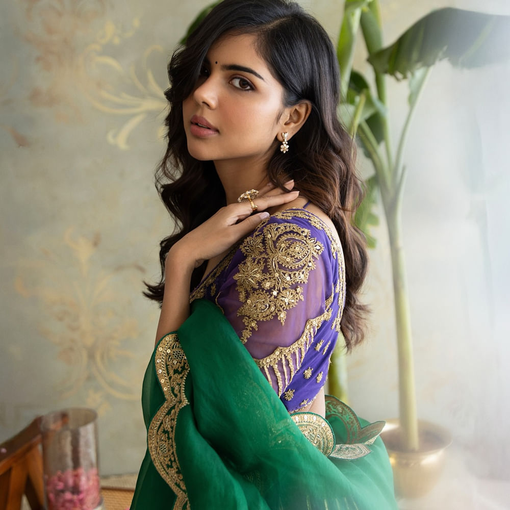 తెలుగులో ఈ బ్యూటీ చేసిందే తెలుగులో మూడు సినిమాలు.. వాటిలో ఒక ఒక్క సినిమా హిట్ అయ్యింది. మిగిలిన రెండు సినిమాలు డిజాస్టర్ అయ్యాయి. కానీ తన అందంతో ఎంతో మంది అభిమానులను సొంతం చేసుకుంది అందాల భామ కళ్యాణి ప్రియా దర్శన్.