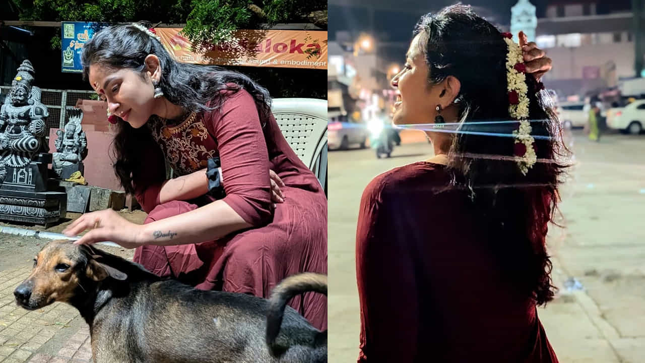 ప్రస్తుతం తమిళంలోనూ హీరోయిన్ గా ఓ సినిమా చేస్తోంది కోమలి ప్రసాద్.  త్వరలోనే ఈ మూవీ తమిళ్ పాటు తెలుగులోనూ ప్రేక్షకుల ముందుకు రానుంది.
