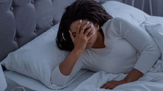 హోటల్ స్టైల్ రొయ్యల వేపుడు.. మీ కిచెన్‎లోనే రుచికరంగా..