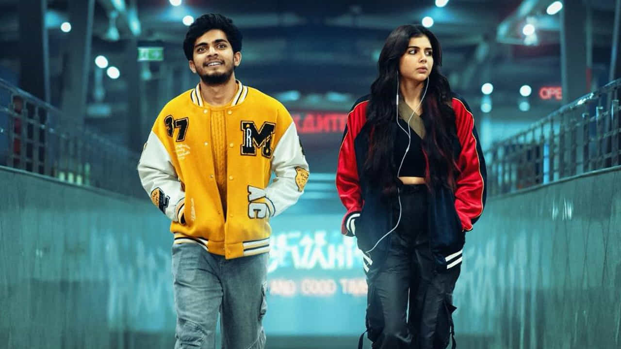 మొదట ఈ చిత్రాన్ని మలయాళంలో విడుదల చేయగా.. ఆ తర్వాత తెలుగులోకి డబ్ చేశారు. ఈ చిత్రం ప్రపంచవ్యాప్తంగా రూ. 301.45 కోట్లు వసూలు చేసింది. ఇక ఇప్పుడు ఈ సినిమా ఓటీటీలోకి ఎప్పుడు వస్తుందా అని ఆసక్తిగా ఎదురుచూస్తున్నారు అడియన్స్. అయితే ఈ మూవీ ఓటీటీ స్ట్రీమింగ్ గురించి ఇంకా అఫీషయల్ ప్రకటన రాలేదు. కానీ అక్టోబర్ 23 నుంచి హాట్ స్టార్ లో స్ట్రీమింగ్ కానున్నట్లు ప్రచారం జరుగుతుంది.