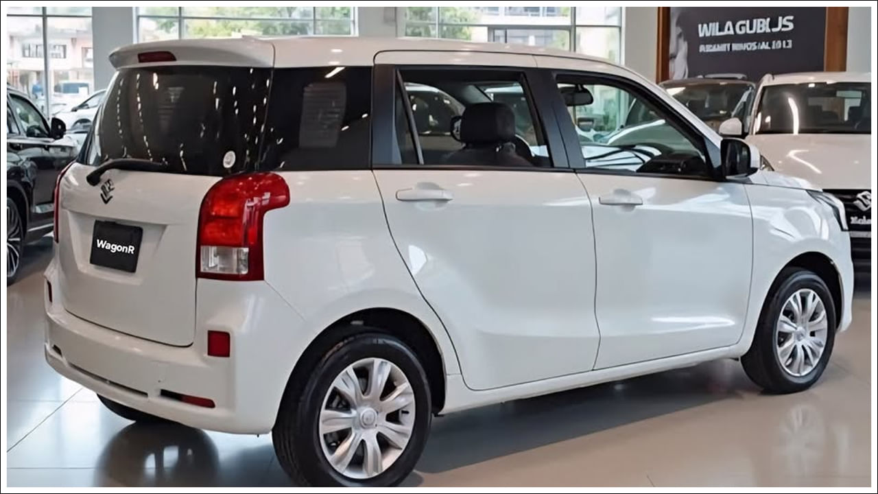 ఈ హ్యాచ్‌బ్యాక్ AMT వేరియంట్ ధర రూ.77,000 వరకు తగ్గింది. మారుతి సుజుకి వ్యాగన్‌ఆర్‌ను పెట్రోల్, పెట్రోల్ ప్లస్ సీఎన్‌జీ ఎంపికలలో కొనుగోలు చేయవచ్చు. పెట్రోల్-CNG వేరియంట్ ధర కూడా రూ.80,000 వరకు తగ్గింది.