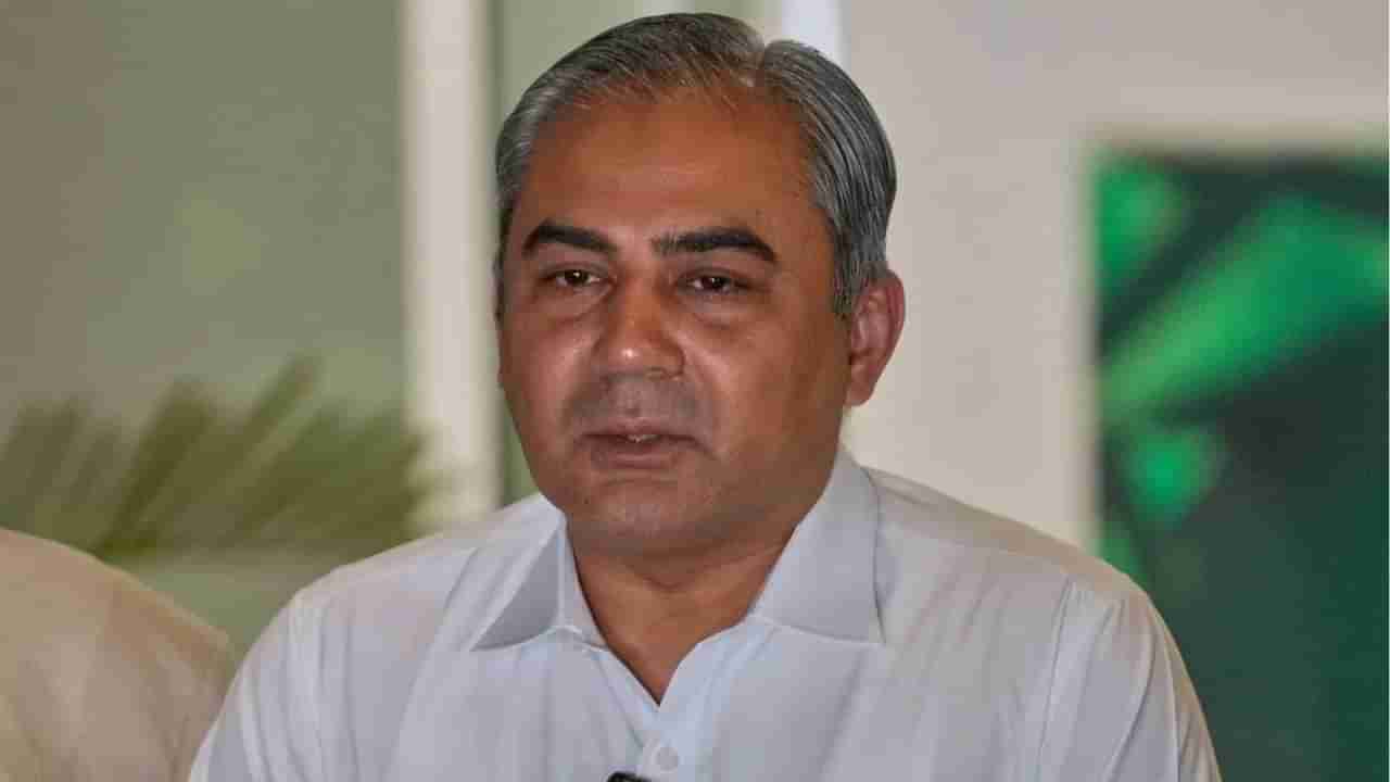 Asia Cup Trophy : ఆసియా కప్ ట్రోఫీ వివాదం.. దిగొచ్చిన నఖ్వీ.. ఆ రోజు ట్రోఫీ తీసుకోవాలని భారత్‌కు పిలుపు