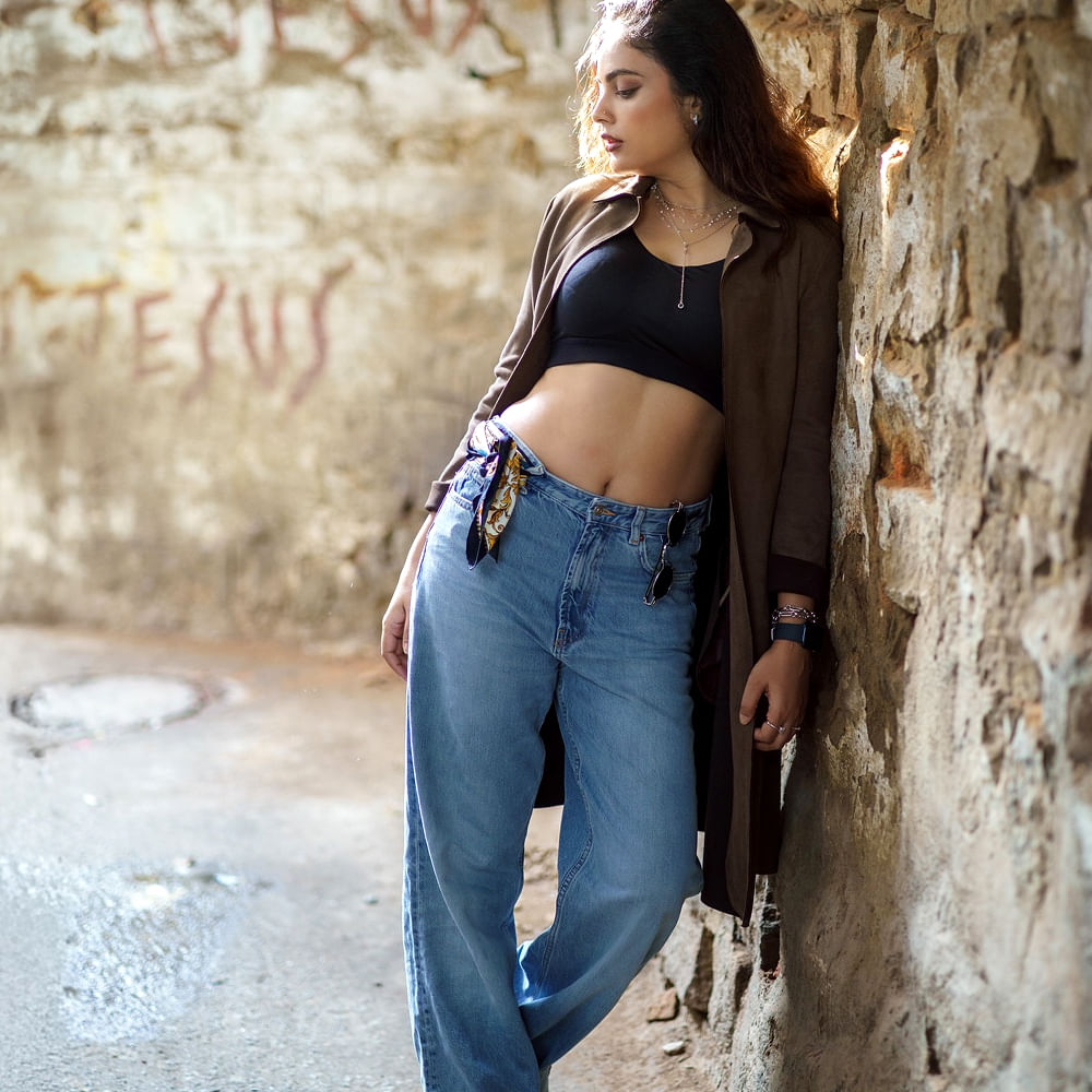 ఆతర్వాత శ్రీనివాస కళ్యాణం, బ్లఫ్ మాస్టర్, ప్రేమకథ చిత్రం 2 సినిమాల్లో నటించింది. కానీ మంచి హిట్ మాత్రం అందుకోలేకపోయింది. దాంతో మెల్లగా ఈ అమ్మడికి ఆఫర్స్ తగ్గుతూ వస్తున్నాయి. 