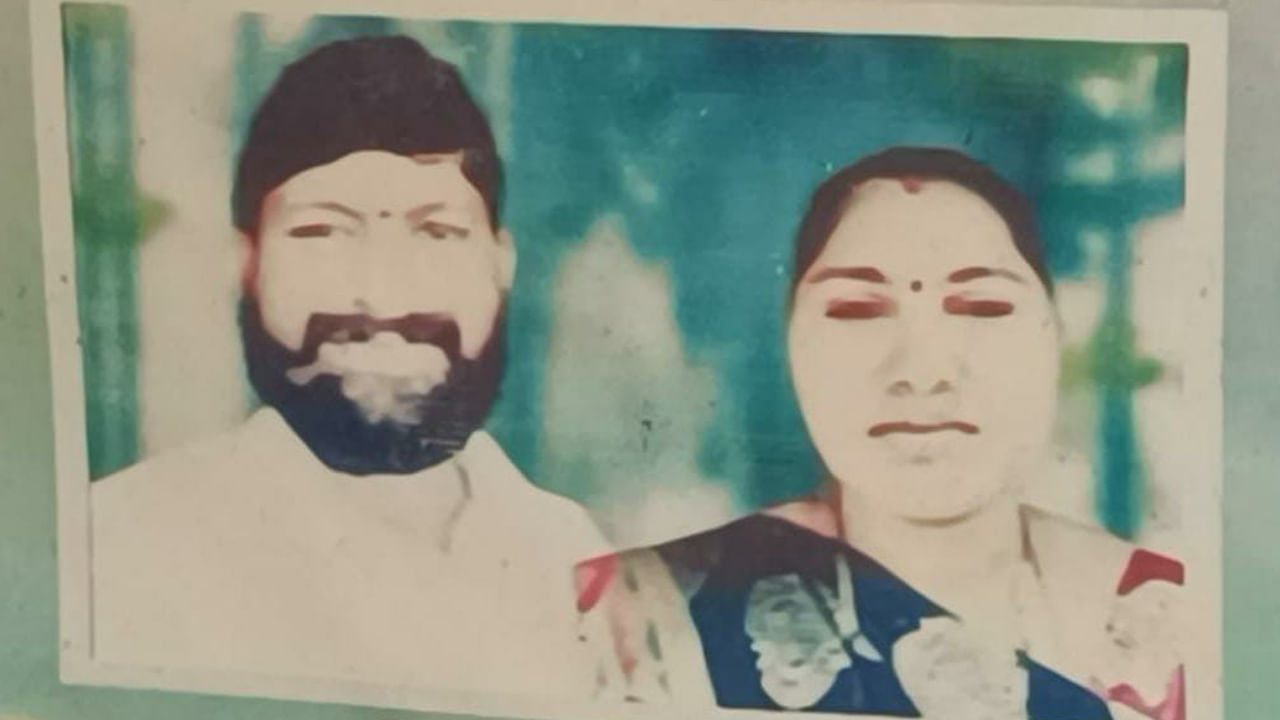 Telangana: తల్లి గారాబమే కొడుకు దారి తప్పేలా చేసిందనే అక్కసుతో భార్యను గొడ్డలితో నరికి చంపిన సైకో భర్త..