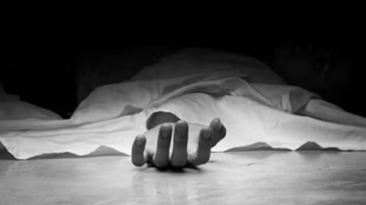 Andhra News: పండగకు వచ్చి తిరిగి వెళ్లిన తెల్లారే.. కూతురి మరణవార్త.. నంద్యాలలో తీవ్ర విషాదం