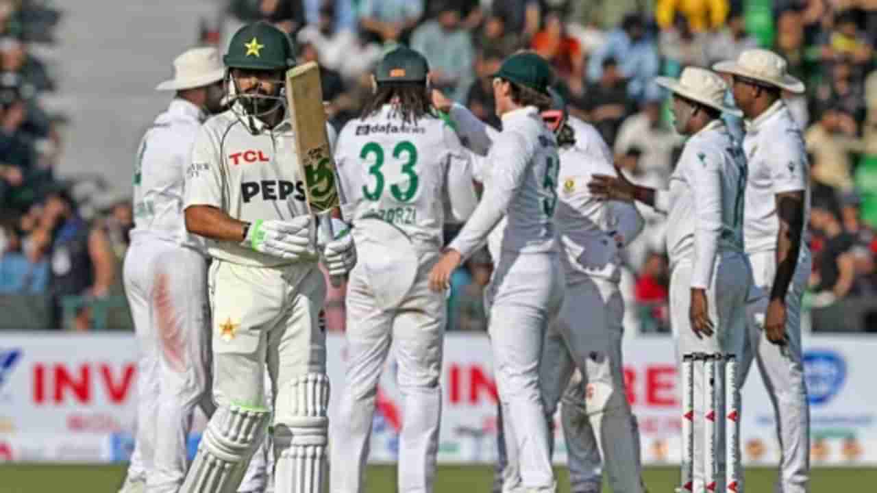 PAK vs SA : ఇక డ్రామా చేస్తాడు చూడు.. మైక్ ఆఫ్ చేయకుండా బాబర్ అజామ్ను తిట్టిన మాజీ కెప్టెన్