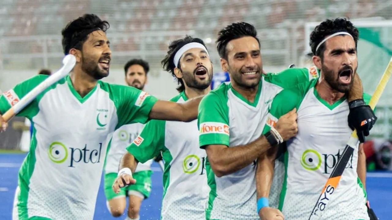 Junior Hockey World Cup : భారత్‌లో వద్దని సన్నాయి నొక్కులు..జూ. హాకీ ప్రపంచ కప్ నుంచి వైదొలగిన పాక్..!