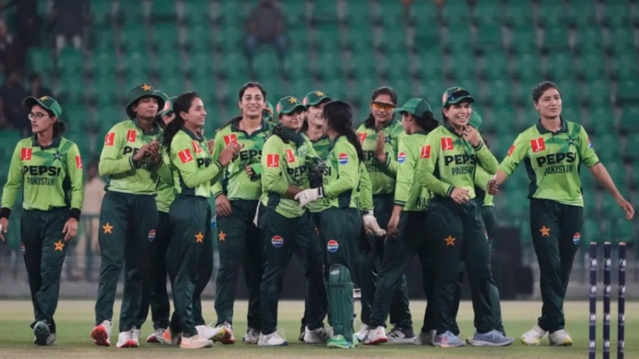 Women's World Cup 2025 : మహిళల వరల్డ్ కప్‎లో చతికిల పడ్డ పాక్.. చివరి మ్యాచ్ ఆడకుండానే ఇంటి బాట ?