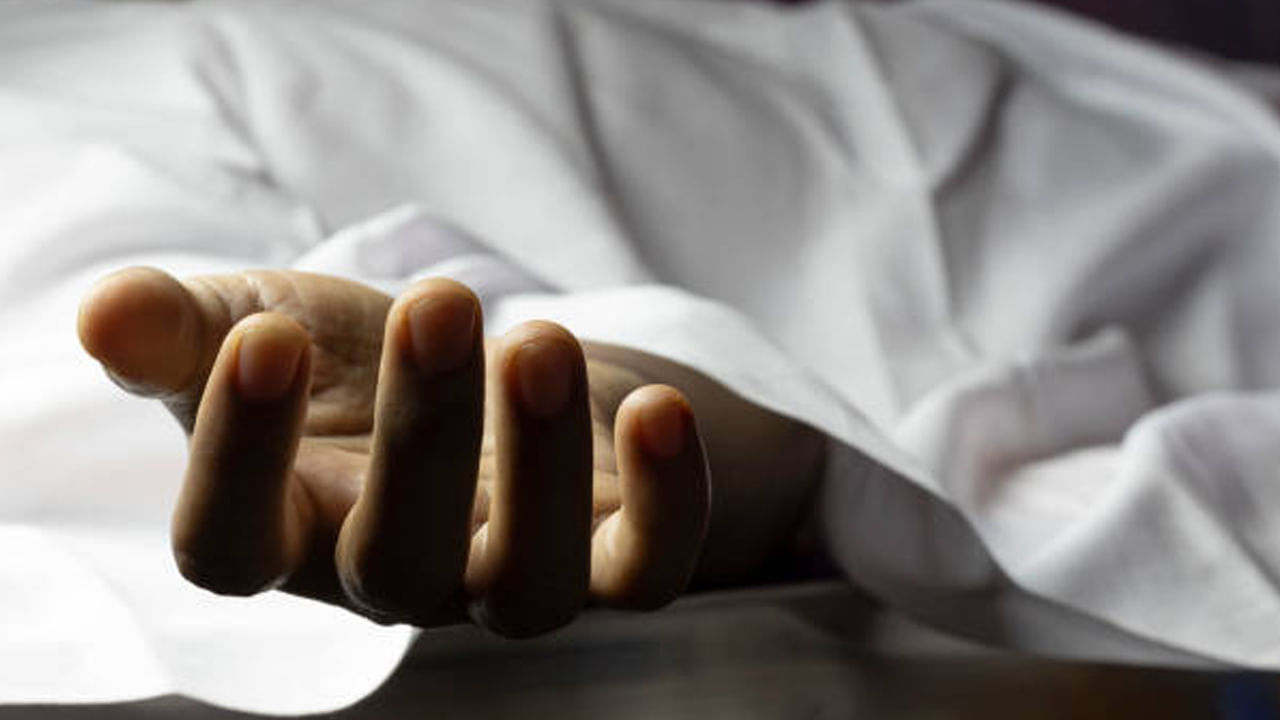 BJP సీనియర్ నేత ఆత్మహత్య..! చెన్నూరు మండలంలో తీవ్ర ఉద్రిక్తత