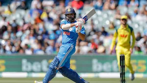 Rohit Sharma: చరిత్ర సృష్టించిన హిట్మ్యాన్.. కట్చేస్తే.. గిల్ ప్లేస్నే మార్చేశాడుగా..