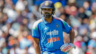 Video: పాకిస్తాన్ జిందాబాద్ అంటూ చేయి కలిపిన ఫ్యాన్.. ఊహించని షాకిచ్చిన గిల్..