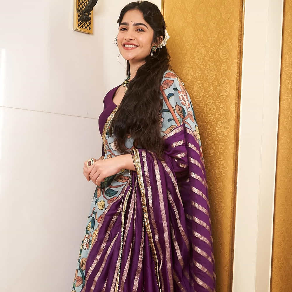 ప్రస్తుతం కన్నడ, తెలుగులో మరిన్ని ఆఫర్స్ అందుకుంది. ఇటీవలే తమిళంలో విజయ్ సేతుపతి జోడిగా ఏస్ అనే సినిమాలో నటించింది. ఇక ఇప్పుడు ఎన్టీఆర్ నటిస్తున్న డ్రాగన్ సినిమాలోనూ ఛాన్స్ దక్కించుకుందని టాక్. ప్రశాంత్ నీల్ ఈ సినిమాకు దర్శకత్వం వహిస్తున్నారు.
