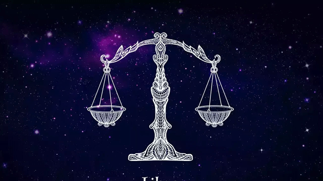 తుల రాశి : తులా రాశి వారికి శుక్రుడు ఎల్లప్పుడూ అధిపతిగా ఉంటాడు. అందువలన ఈ రాశి వారికి కూడా అద్భుతమైన ప్రయోజనాలు చేకూరుతాయంట. వీరు అనుకున్న పనులను త్వరగా పూర్తి చేస్తారు. విద్యార్థులు మంచి ర్యాంకులు సంపాదిస్తారు. వైవాహిక బంధం అద్భుతంగా సాగిపోతుంది.