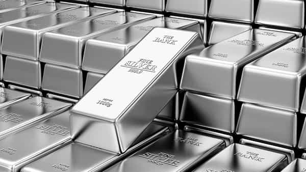 Silver Price: వామ్మో ఇదేందిరా నాయనా.. సరికొత్త రికార్డు.. కిలోకు రూ.99 వేలు పెరిగిన వెండి ధర
