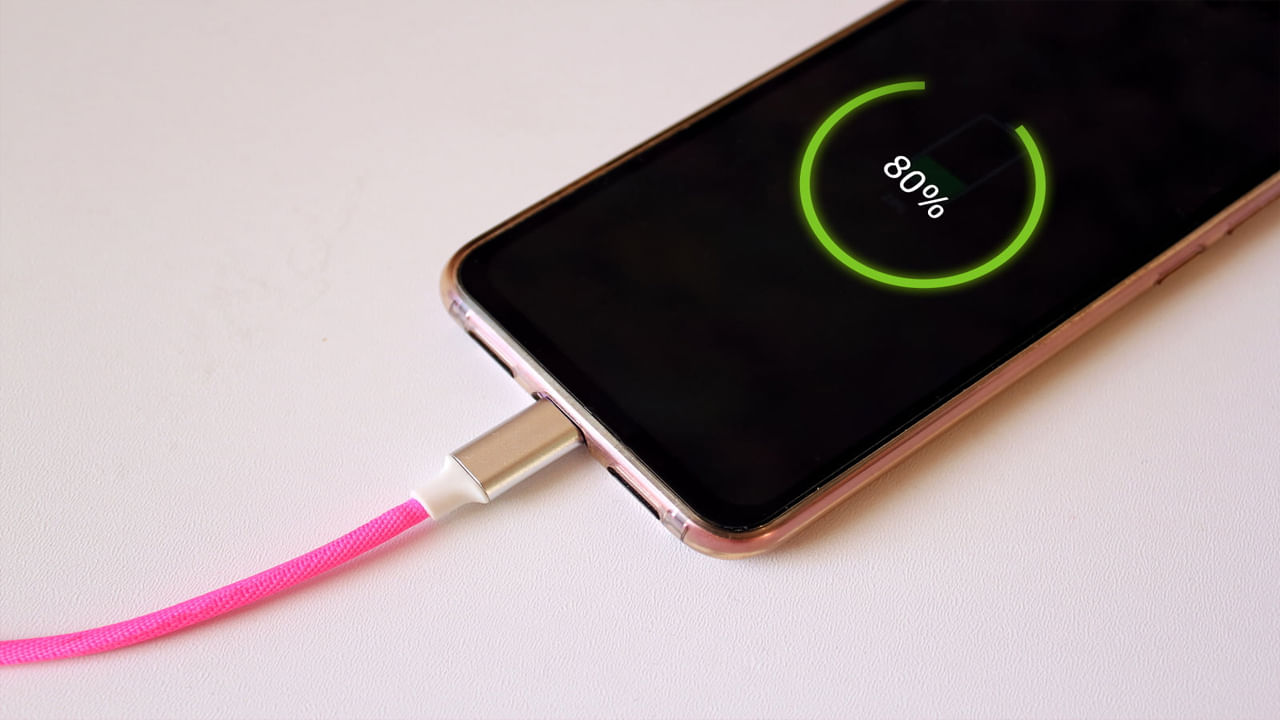 Smartphone Battery: 6000 MAH బ్యాటరీ ఉన్న ఫోన్ ఛార్జ్ చేయకుండా ఎన్ని రోజులు ఉపయోగించవచ్చు?
