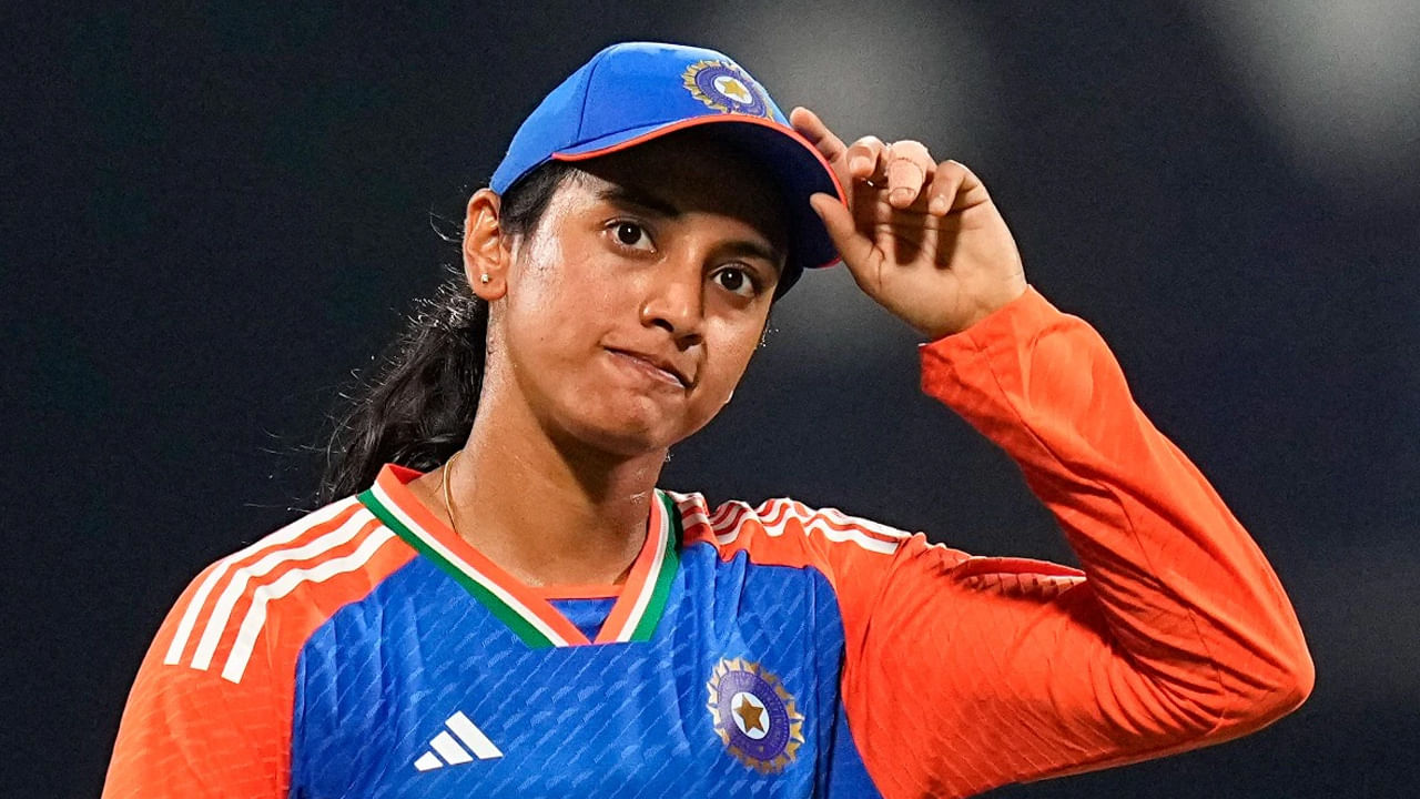 Smriti Mandhana: అరుదైన రికార్డ్‌కు 12 అడుగుల దూరంలో లేడీ కోహ్లీ.. క్రికెట్ హిస్టరీలోనే తొలి ప్లేయర్‌గా..