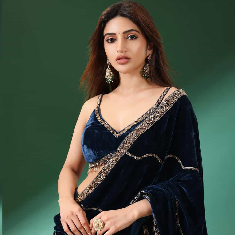 అయితే ధమాకా సినిమా తర్వాత అనేక ప్రాజెక్ట్స్ చేసినప్పటికీ ఆ స్థాయిలో హిట్టు మాత్రం రాలేదు. ఇటీవలే జూనియర్ సినిమాతో అడియన్స్ ముందుకు వచ్చింది. ఈ మూవీ కమర్షియల్ హిట్ కాలేదు. ఇక ఇప్పుడు మాస్ జాతర సినిమాతో అడియన్స్ ముందుకు వస్తుంది. ఇందులో రవితేజ హీరోగా నటిస్తున్న సంగతి తెలిసిందే.