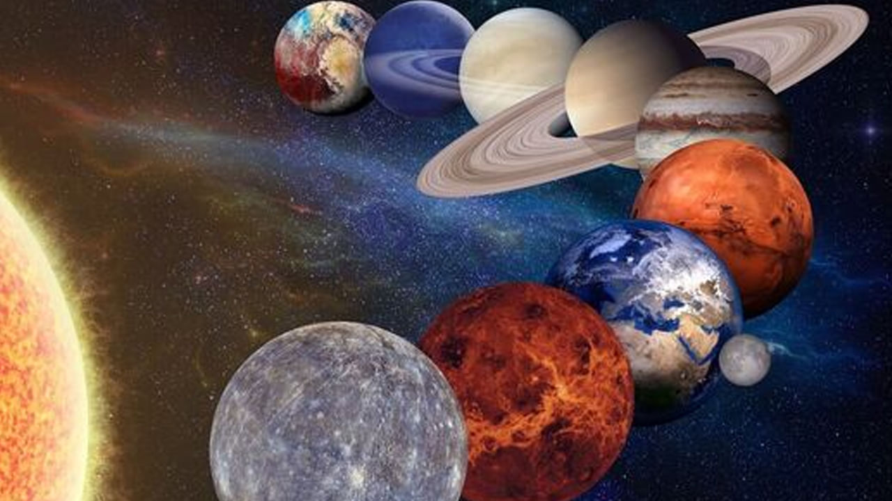 జ్యోతిష్య శాస్త్రంలో శుక్ర గ్రహానికి ఉండే ప్రత్యేక ప్రాముఖ్యత గురించి ప్రత్యేకంగా చెప్పా్ల్సిన పని లేదు. శుక్ర గ్రహం సంపదకు చిహ్నం. అంతే కాకుండా ఇది లక్ష్మీదేవితో సంబంధం కలిగి ఉంటుంది. అయితే సకల సిరిసంపదలను ఇచ్చే శుక్ర గ్రహం  తుల రాశిలోకి సంచారం చేయనుంది. దీంతో కొన్ని రాశుల వారికి పట్టిందల్లా బంగారమే కానున్నది.