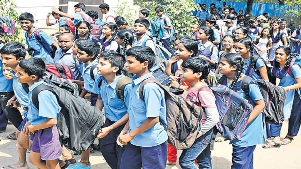 Telangana: విద్యార్థులకు అలెర్ట్.. శనివారం స్కూళ్లు, కాలేజీలు బంద్.. వరసగా 3 రోజులు