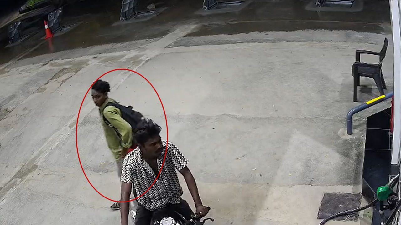 Kurnool: పెట్రోల్ బంక్లో చివరిగా కనిపించిన బైకర్.. అతడితో ఉన్న వ్యక్తి ఎవరంటే.?