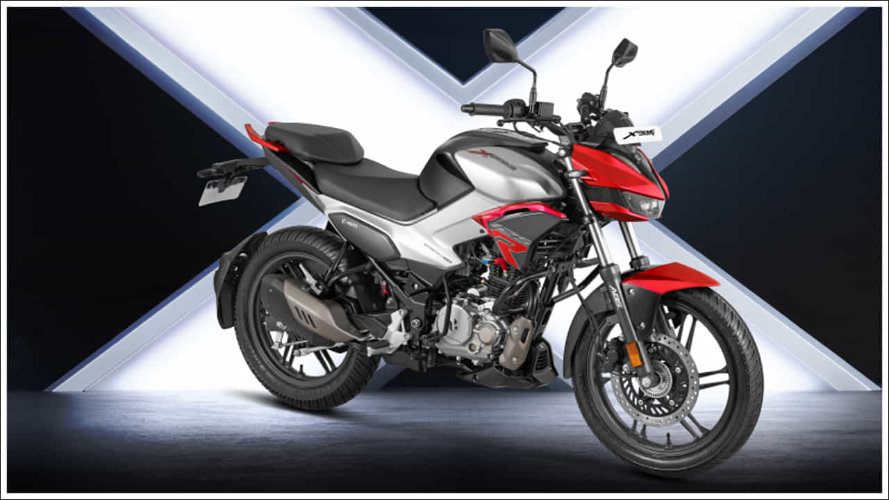 ధర ఎంత? : కొత్త TVS రైడర్ TFT డ్యూయల్ డిస్క్ వేరియంట్ ధర రూ. 95,600 (ఎక్స్-షోరూమ్, ఢిల్లీ), SXC డ్యూయల్ డిస్క్ మోడల్ ధర రూ. 93,800. ఈ మోటార్ సైకిల్ ఇప్పుడు దేశవ్యాప్తంగా ఉన్న అన్ని TVS మోటార్ డీలర్షిప్లలో అందుబాటులో ఉంది.