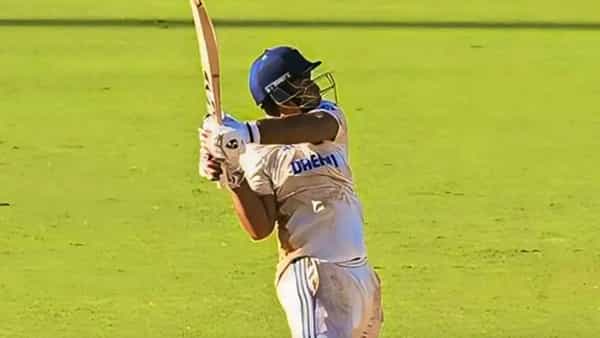 IND U19 vs AUS U19: 8 సిక్స్లు, 9 ఫోర్లతో సెంచరీ.. టెస్ట్ల్లో టీ20 బ్యాటింగ్.. చెలరేగిన వైభవ్