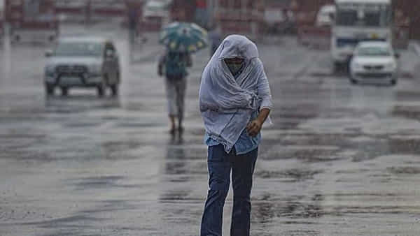 Andhra Weather: ఏపీలోని ఈ ప్రాంతాల్లో పిడుగులతో వర్షాలు.. బీ అలెర్ట్