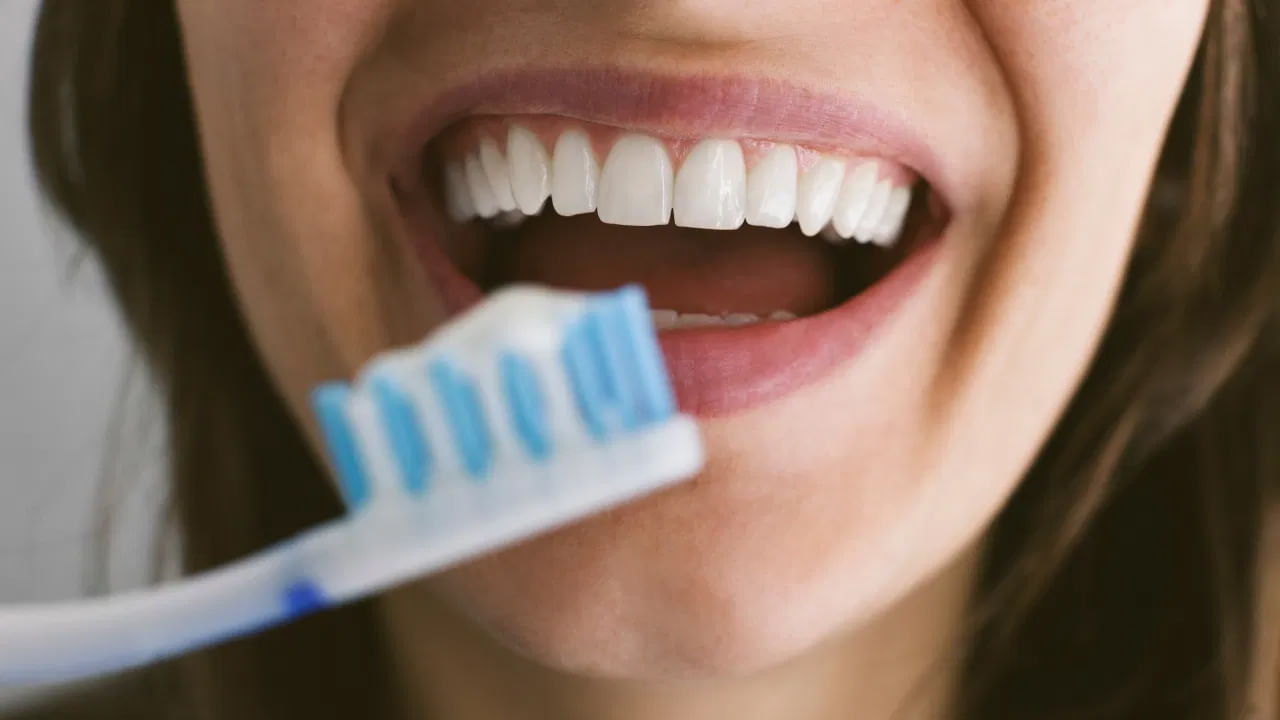 When Should You Brush Your Teeth