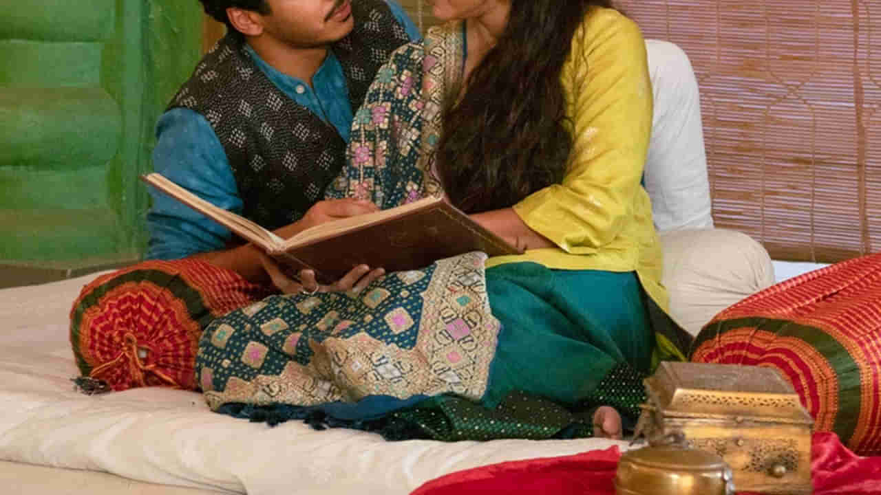 Tollywood : 53 ఏళ్ల హీరోయిన్.. 24 ఏళ్ల కుర్ర హీరోతో సినిమా.. కట్ చేస్తే.. బ్లాక్ బస్టర్ హిట్..