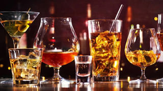 Nita Ambani Car: నీతాకు అంబానీ గిఫ్ట్‌.. అందరిని ఆకర్షిస్తున్న నీతా అంబానీ కారు.. ధర ఎంతో తెలుసా..?