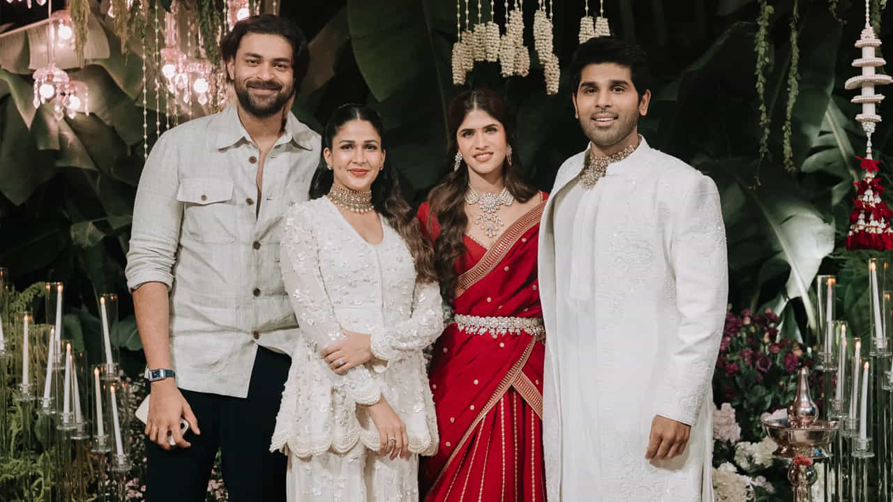అల్లు శిరీష్-నయనికల ఎంగేజ్మెంట్ ఫొటోలు ప్రస్తుతం సామాజిక మాధ్యమాల్లో వైరల్ గా మారుతున్నాయి. నెటిజన్లు కాబోయే దంపతులకు అభినందనలు తెలుపుతున్నారు.