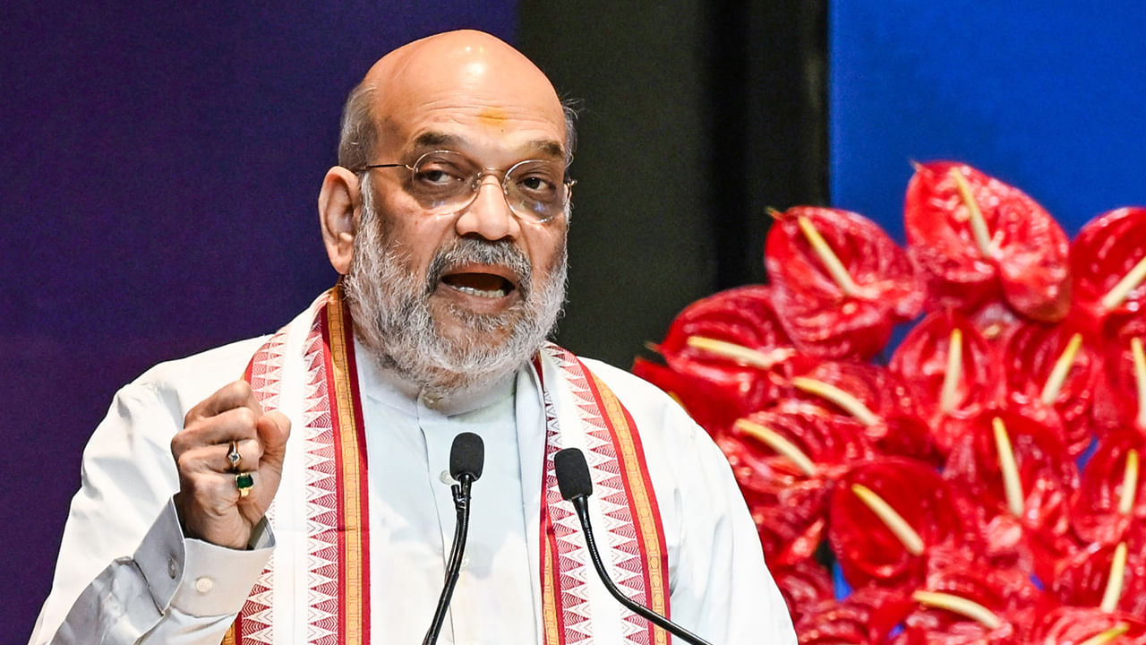 బుల్లెట్కు బుల్లెట్తోనే సమాధానం ఇస్తాం! వారికి కేంద్ర హోంమంత్రి అమిత్ షా మాస్ వార్నింగ్..