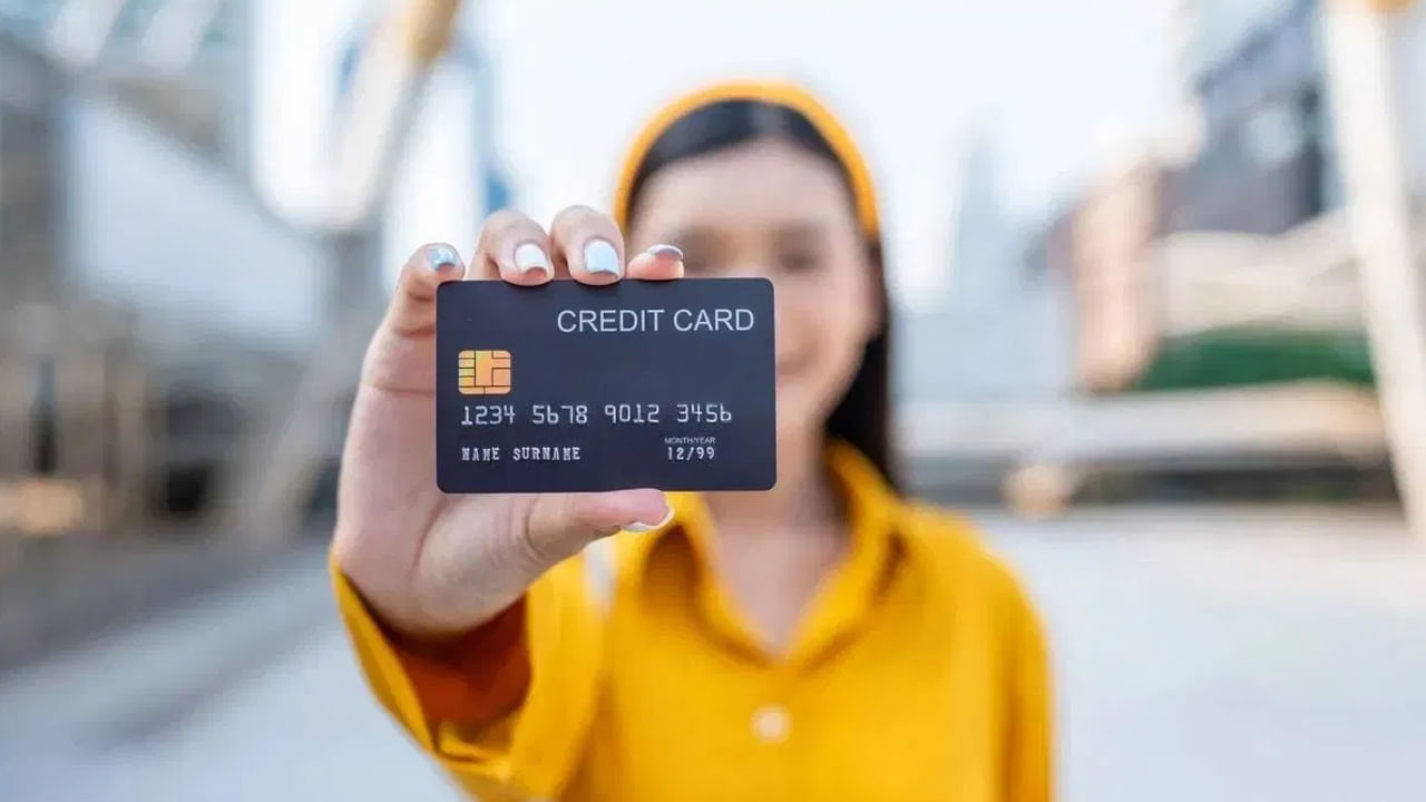 Axis My Zone Credit Card