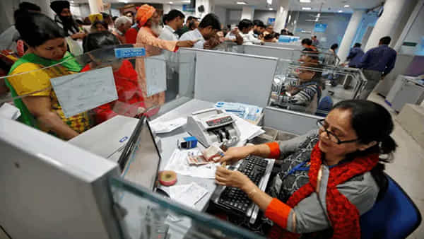 Bank Account: ఈ పెద్ద బ్యాంకు కస్టమర్లకు బిగ్ అలర్ట్.. 30లోగా ఈ పని చేయకుంటే అకౌంట్ నిలిపివేత!