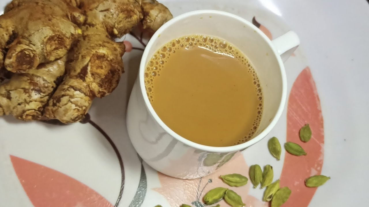 అల్లం జీర్ణక్రియను మెరుగుపరుస్తుంది. వ్యాధి నిరోధక సమ్మేళనాలు ఇందులో ఎక్కువగా ఉంటాయి. అంతే కాకుండా అల్లం రక్తపోటును అదుపులో ఉంచుతుంది. అలాగే ఒత్తిడి హార్మోన్లను తగ్గించి, రక్తాన్ని పలచబరుస్తుంది. అందువలన అల్లం తీసుకోవడం ఆరోగ్యానికి చాలా మేలు చేస్తుందంట. కానీ దీనిని ఎక్కువ మొత్తంలో కాకుండా, తక్కువ మోతాదులో తీసుకోవాలంట.