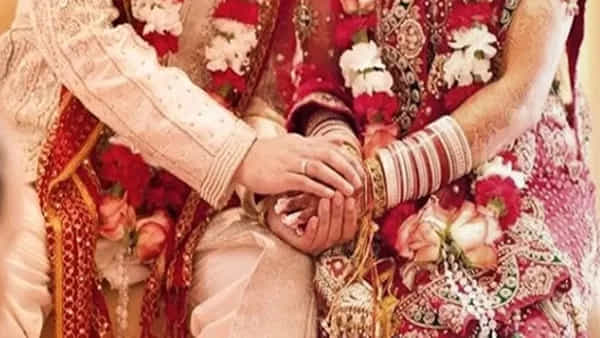 అతనో పిచ్చోడు.. పెళ్లిపీటల మీద వరుడిని తిట్టిన వధువు.. ఆ తర్వాత ఏం జరిగిందంటే..?