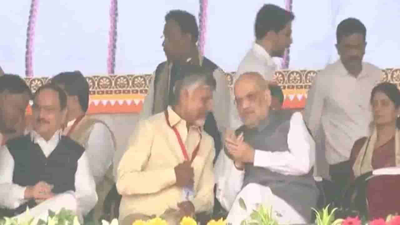 వేదిక ఏదైనా టార్గెట్ అదే.. రేరెస్ట్ సిట్యువేషన్ని హోంమంత్రి అమిత్ షా ఇలా వాడేసుకున్నారా?