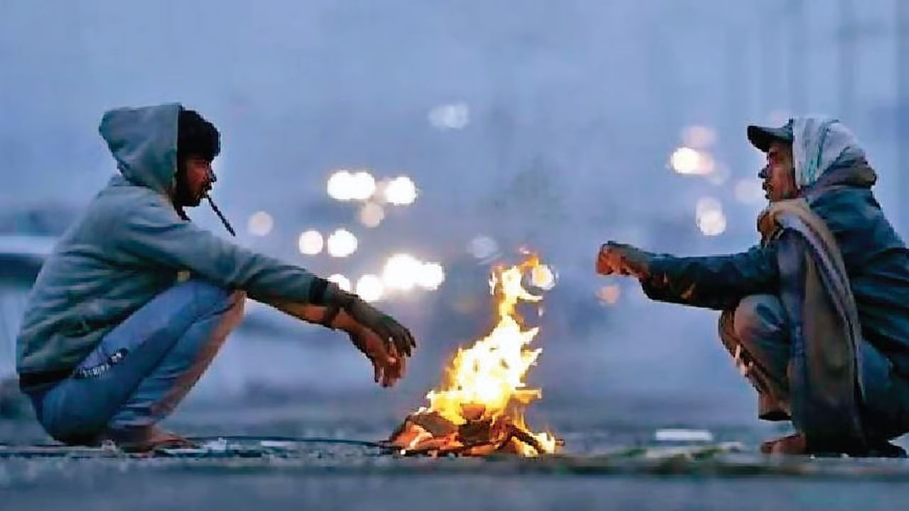 Cold Waves: బాబోయ్ చలిపులి పంజా.. రికార్డ్ స్థాయిలో పడిపోయిన ఉష్ణోగ్రతలు.. వాతావరణశాఖ హెచ్చరిక ఇదే..