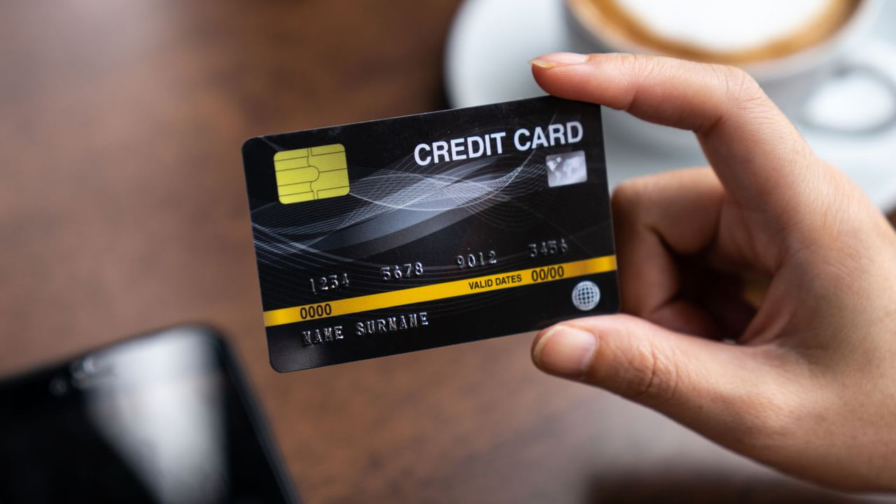 Credit Card: ఈ 7 ప్రదేశాలలో మీ క్రెడిట్ కార్డును అస్సలు వాడకండి.. లేకుంటే మీ అంతటి మీరే గోతిలో పడినట్లే..