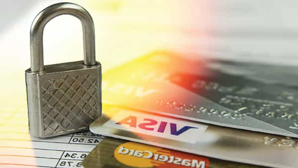 Credit Card: ఈ ప్లాన్తో మీ క్రెడిట్ కార్డు సేఫ్.. డబ్బులు పోగొట్టుకున్నా తిరిగి ఇచ్చేస్తారు..