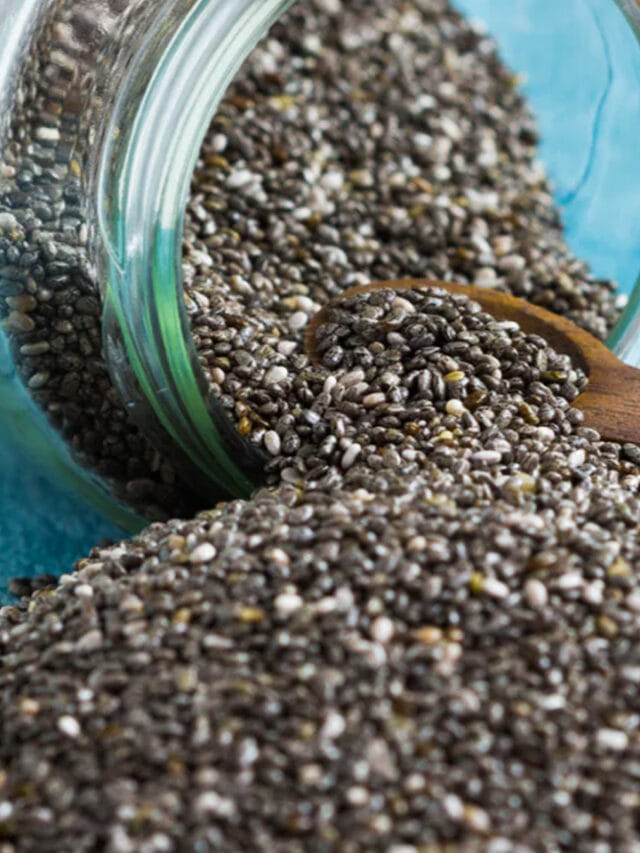 చీయా సీడ్స్ ఎక్కువ తీసుకుంటున్నారా.. ఈ ముప్పు తప్పదు!