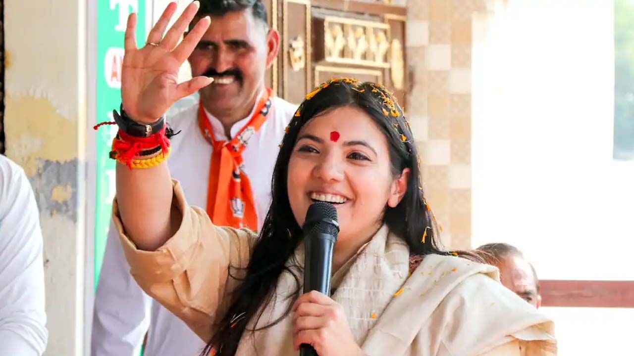 జమ్మూ కాశ్మీర్‌లో సత్తా చాటిన బీజేపీ.. భారీ మెజార్టీతో దేవయాని రాణా విజయఢంకా!