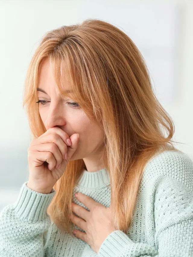 నీళ్లు తాగినా.. గొంతు పొడిబారుతుందా.? కారణం ఇదే కావచ్చు..