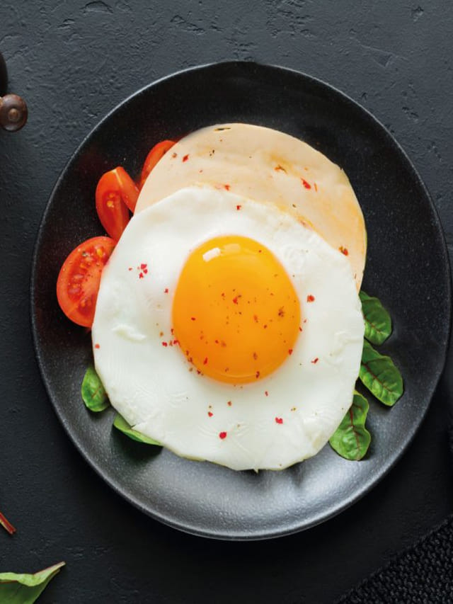 ఉడికీ ఉడకని గుడ్డు తింటే ఏమవుతుంది?